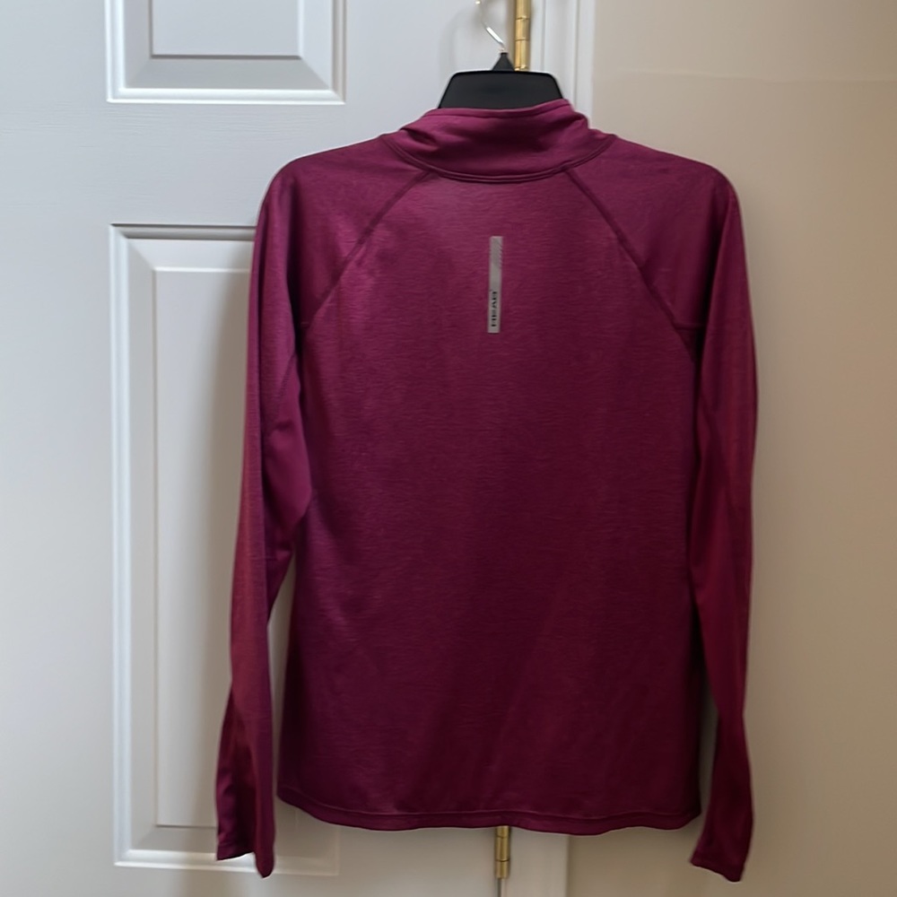 Head - Large Maroon Thin Pullover - image 4